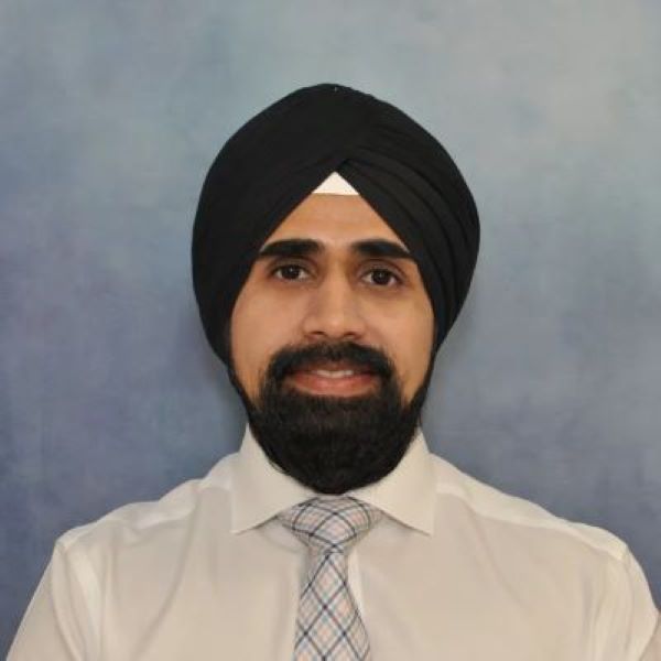 GAGANDEEP SINGH, MD
